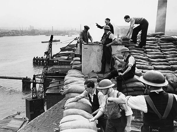 Men preparing part of London defence. 15th September 1939