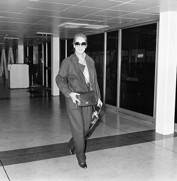 Meryl Streep pictured at London Airport. 17th October 1981
