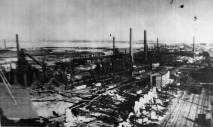 Framed Print : A Metal works at Dnipropetrovsk, demolished by the German army as they retreated from