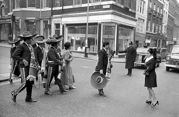 As part of Mexican Week in Bond Street, London, the famous Mexican Ambassadors of Mexican