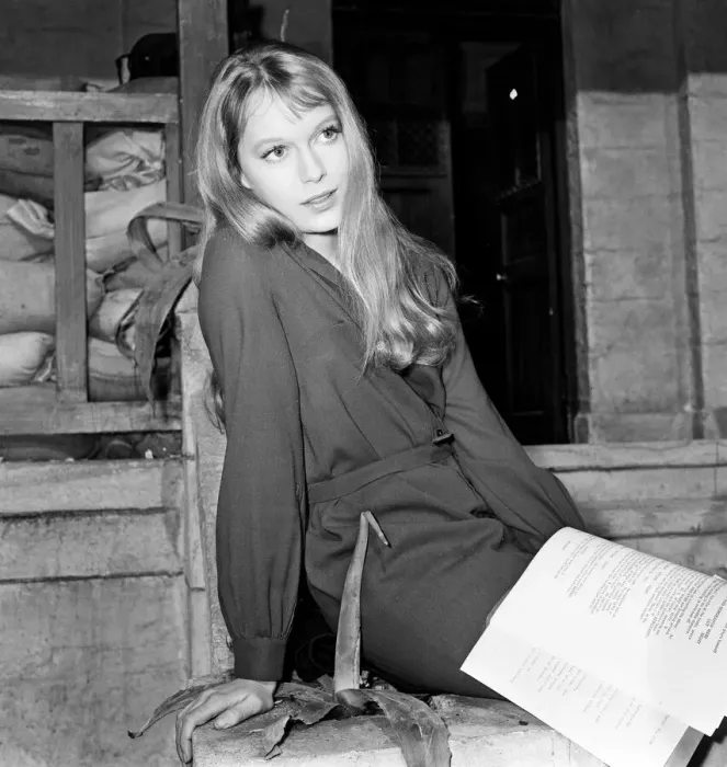 Framed Print : Mia Farrow on the set of Guns at Batasi at Pinewood Studios. 31st March 1964 Framed Print : Mia Farrow on the set of Guns at Batasi at Pinewood Studios. 31st March 1964