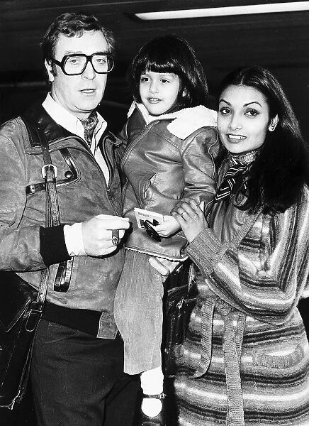 Michael Caine Actor with wife and daughter at Heathrow Airport DBase MSI
