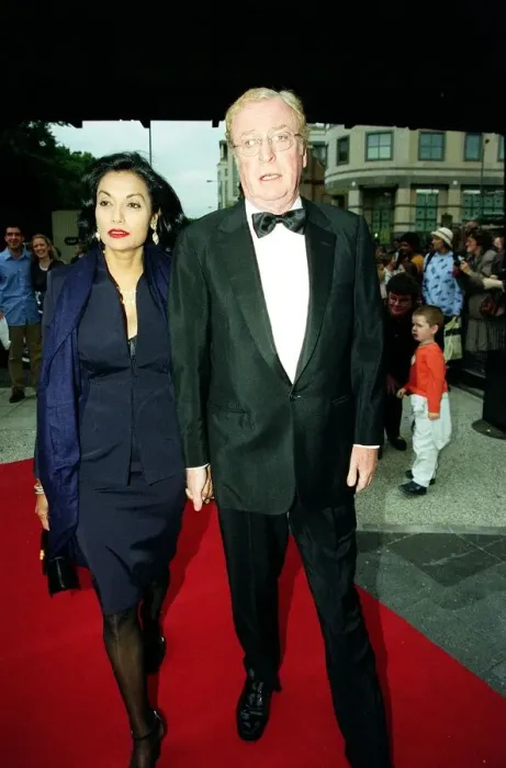 Framed Print : Michael Cane Actor July 98 Arriving for the premiere of Doctor Doolittle Framed Print : Michael Cane Actor July 98 Arriving for the premiere of Doctor Doolittle