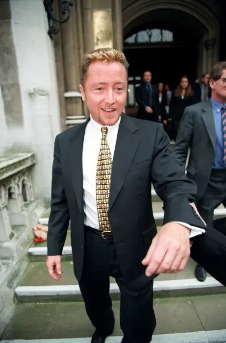Framed Print : Michael Flatley Dancer October 98 Leaving the high court after his former manager Framed Print : Michael Flatley Dancer October 98 Leaving the high court after his former manager