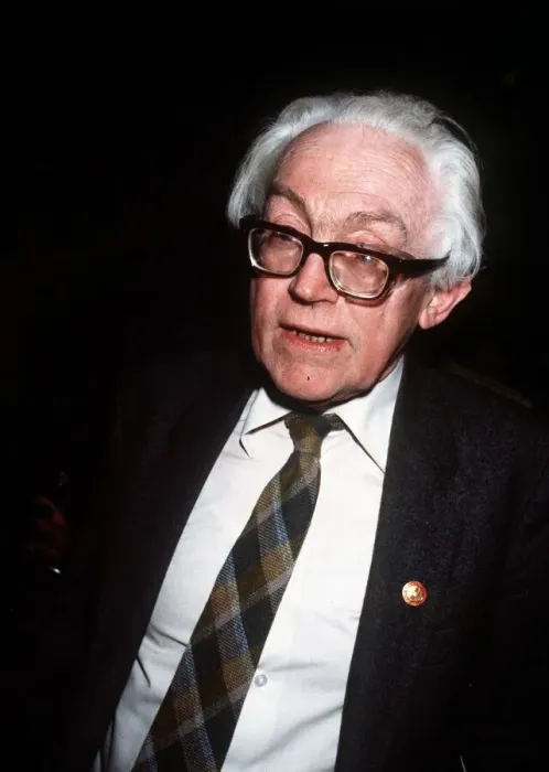 Framed Print : Michael Foot MP October 1981. Local Caption Member of Parliament MP Framed Print : Michael Foot MP October 1981. Local Caption Member of Parliament MP