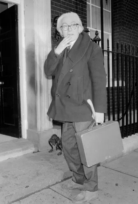 Framed Print : Michael Foot seen here arriving at 10 Downing Street March 1974 following the Labour Framed Print : Michael Foot seen here arriving at 10 Downing Street March 1974 following the Labour