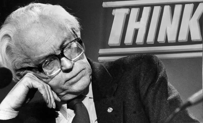 Framed Print : Michael Foot thinking or sleeping at Labour party press conference - May 1983