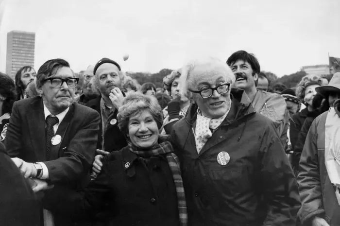 Framed Print : Michael Foot with wife Jill Craigie and Mick McGahey on anti-nuclear weapons march Framed Print : Michael Foot with wife Jill Craigie and Mick McGahey on anti-nuclear weapons march