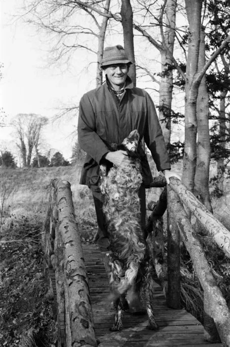 Framed Print : Michael Heseltine, pictured at his home. A few days earlier he resigned as Secretary of