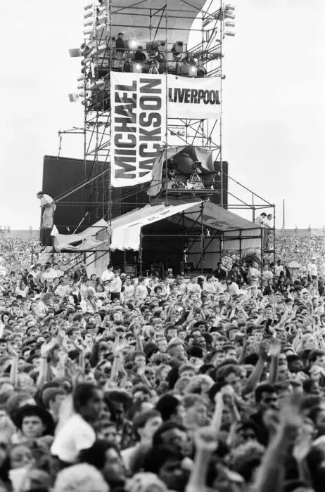 Framed Print : Michael Jackson, Bad Tour 1988, concert at Aintree Racecourse, Aintree, Merseyside Framed Print : Michael Jackson, Bad Tour 1988, concert at Aintree Racecourse, Aintree, Merseyside