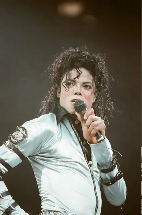 Framed Print : Michael Jackson in concert at Wembley. 15th July 1988 Framed Print : Michael Jackson in concert at Wembley. 15th July 1988