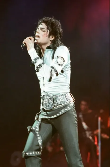 Framed Print : Michael Jackson in concert at Wembley. 15th July 1988