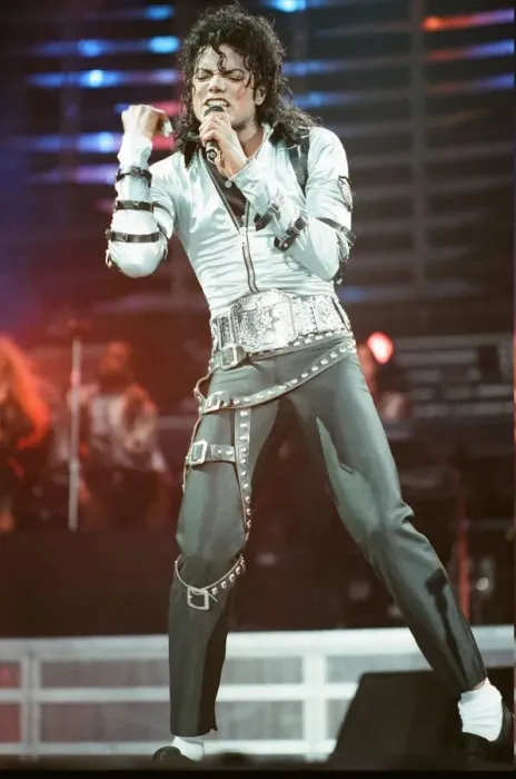 Framed Print : Michael Jackson in concert at Wembley. 15th July 1988