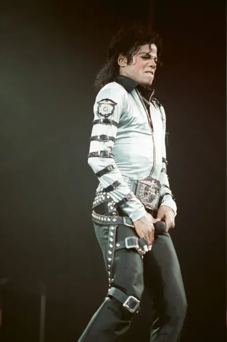 Framed Print : Michael Jackson in concert at Wembley. 15th July 1988 Framed Print : Michael Jackson in concert at Wembley. 15th July 1988
