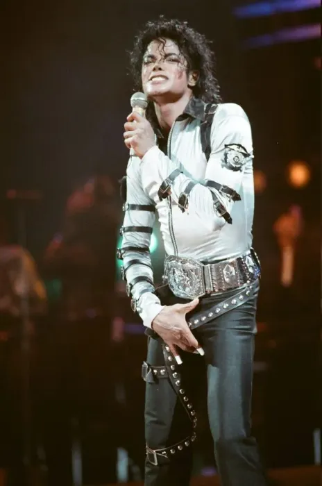 Framed Print : Michael Jackson in concert at Wembley. 22nd July 1988