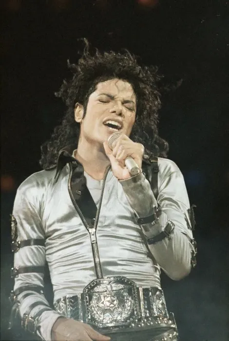 Framed Print : Michael Jackson performing on stage in concert at the Milton Keynes Bowl 10th September