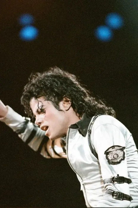 Framed Print : Michael Jackson seen here in concert at Milton Keynes. 10th September 1988