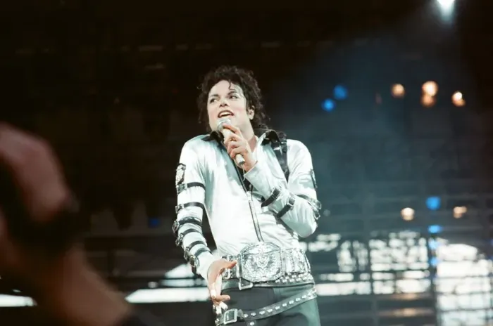 Framed Print : Michael Jackson seen here in concert at Roundhay Park. 29th July 1988 Framed Print : Michael Jackson seen here in concert at Roundhay Park. 29th July 1988
