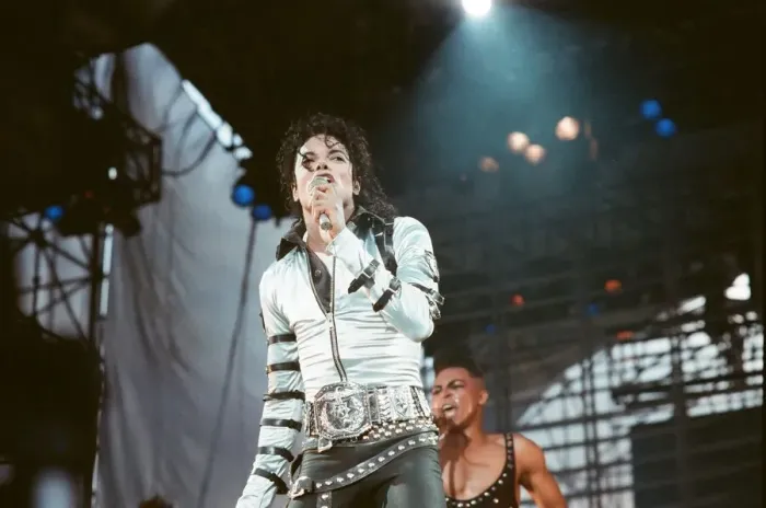 Framed Print : Michael Jackson seen here in concert at Roundhay Park. 29th July 1988 Framed Print : Michael Jackson seen here in concert at Roundhay Park. 29th July 1988