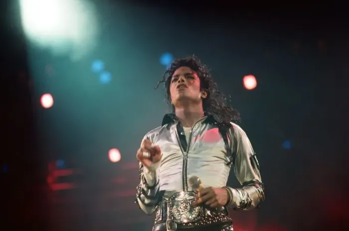 Framed Print : Michael Jackson seen here in concert at Wembley. 26th August 1988