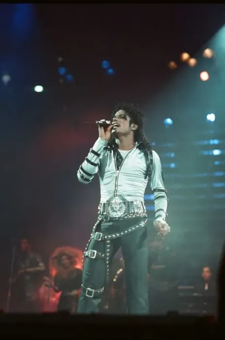Framed Print : Michael Jackson can be seen performing on stage at Wembley during the Bad concert tour Framed Print : Michael Jackson can be seen performing on stage at Wembley during the Bad concert tour