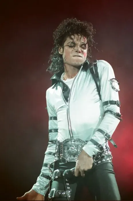 Framed Print : Michael Jackson can be seen performing on stage at Wembley during the Bad concert tour Framed Print : Michael Jackson can be seen performing on stage at Wembley during the Bad concert tour