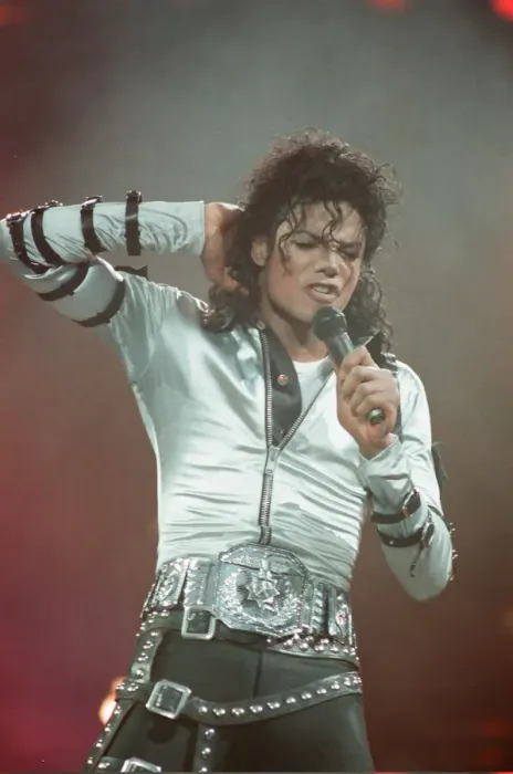 Framed Print : Michael Jackson can be seen performing on stage at Wembley during the Bad concert tour Framed Print : Michael Jackson can be seen performing on stage at Wembley during the Bad concert tour