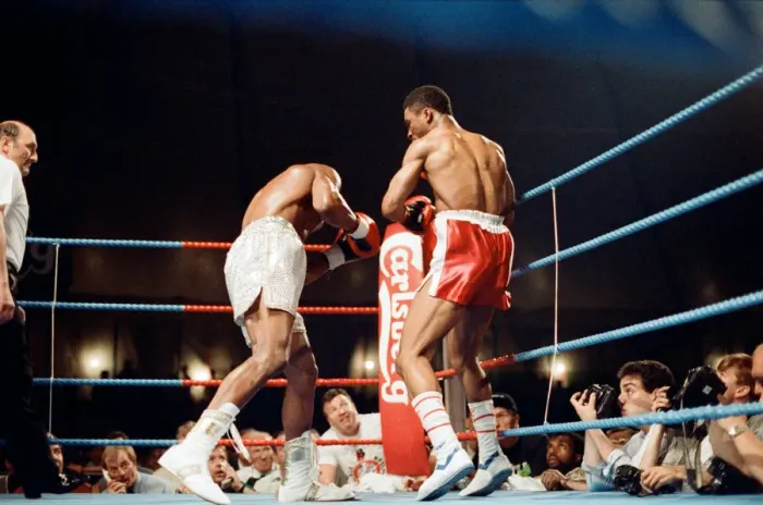 Framed Print : Michael Watson vs Nigel Benn for the British Commonwealth middleweight title Framed Print : Michael Watson vs Nigel Benn for the British Commonwealth middleweight title