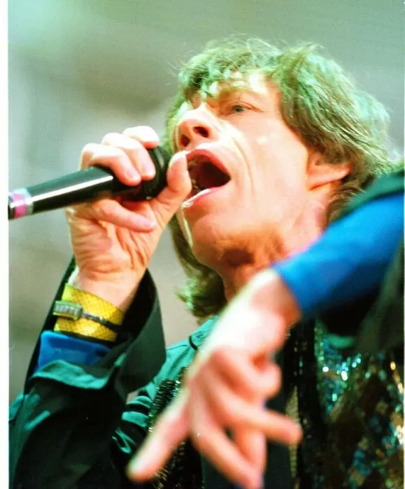 Framed Print : Mick Jagger of The Rolling Stones, performing at Murrayfield Stadium. 4th June 1999 Framed Print : Mick Jagger of The Rolling Stones, performing at Murrayfield Stadium. 4th June 1999