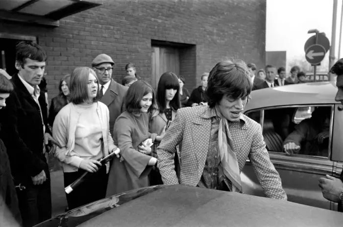 Framed Print : Mick Jagger (the rest of the Rolling Stones, minus Bill Wyman Framed Print : Mick Jagger (the rest of the Rolling Stones, minus Bill Wyman