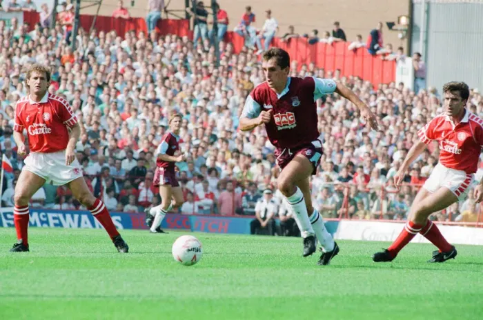 Framed Print : Middlesbrough 0-0 West Ham, Division Two league match at Ayresome Park Framed Print : Middlesbrough 0-0 West Ham, Division Two league match at Ayresome Park