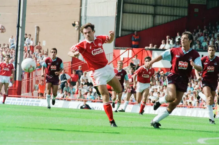 Framed Print : Middlesbrough 0-0 West Ham, Division Two league match at Ayresome Park Framed Print : Middlesbrough 0-0 West Ham, Division Two league match at Ayresome Park