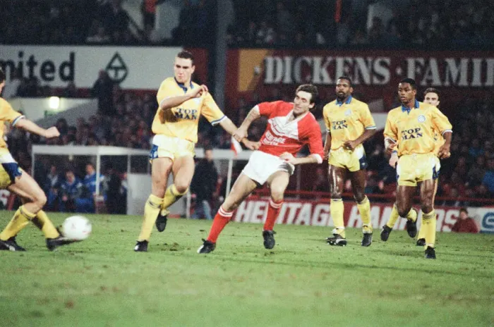 Framed Print : Middlesbrough 0-2 Leeds, Division Two league match at Ayresome Park