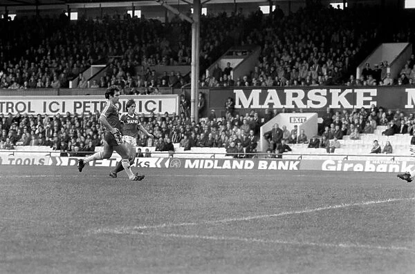 Middlesbrough 0 v. Everton 2. Division 1 Football. October 1981 MF04-08-022