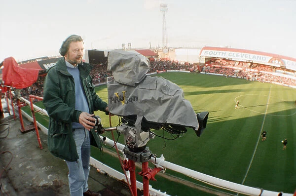 Middlesbrough 1-0 Wolverhampton Wanderers (Picture) Cameraman at Ayresome Park