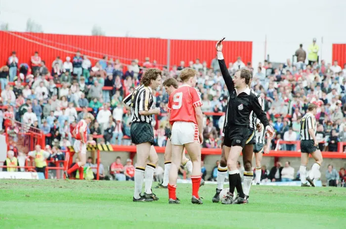 Framed Print : Middlesbrough 1-1 Notts County, League Division Two Play Off 1st Leg match at Ayresome Framed Print : Middlesbrough 1-1 Notts County, League Division Two Play Off 1st Leg match at Ayresome