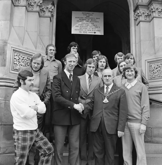 Framed Print : Middlesbrough Football players and manager Jack Charlton, meet the Mayor Framed Print : Middlesbrough Football players and manager Jack Charlton, meet the Mayor