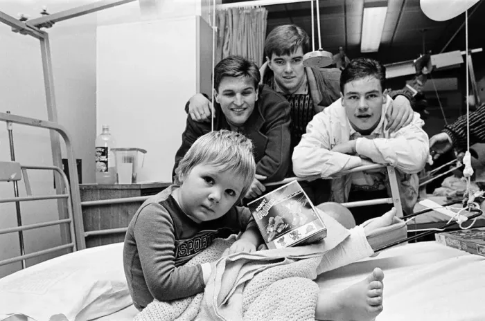 Framed Print : Middlesbrough footballers hand out presents donated by kind-hearted Teessiders to Framed Print : Middlesbrough footballers hand out presents donated by kind-hearted Teessiders to