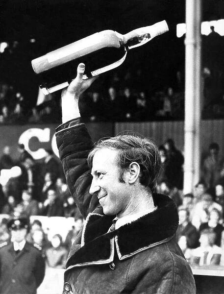 Middlesbrough manager Jack Charlton with his manager of the mond award in November 1974