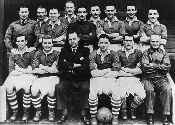Middlesbrough team 1946 - 47 season, which including George Hardwick