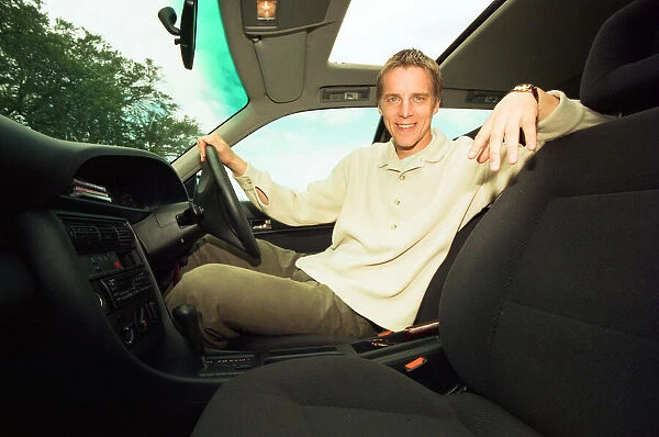 Middlesbroughs Jan Aage Fjortoft in his Audi estate car. 19th September 1995