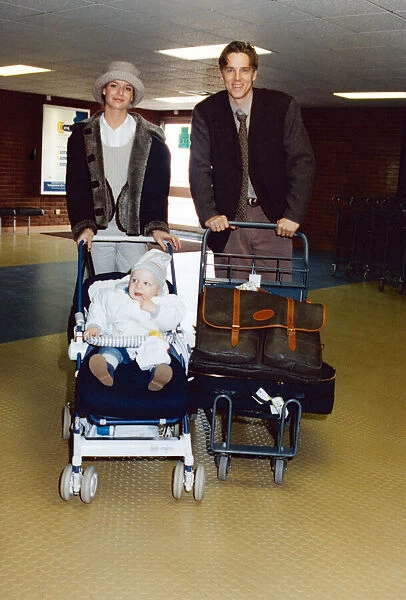 Middlesbroughs Jan Aage Fjortoft at Teesside Airport with his wife Marianna