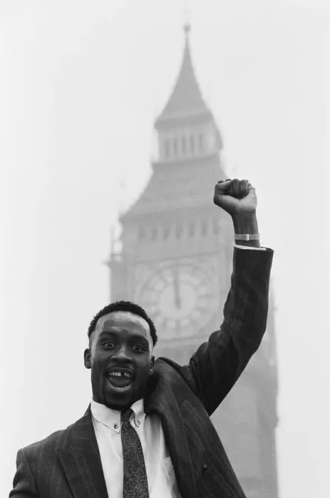 Framed Print : Middleweight boxer Nigel Benn on a photo shoot ahead of his upcoming fight with Ian