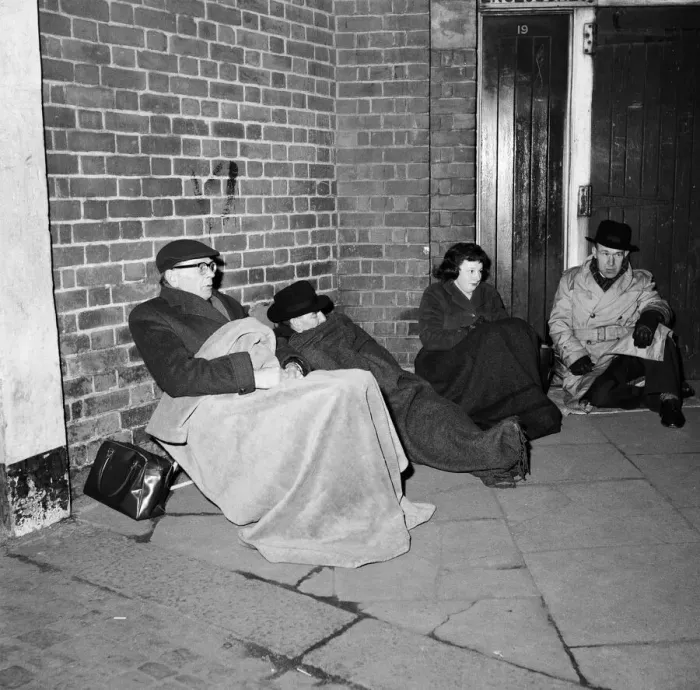 Framed Print : Midnight Queue at Fulham for Cup Tie tickets against Manchester United Framed Print : Midnight Queue at Fulham for Cup Tie tickets against Manchester United