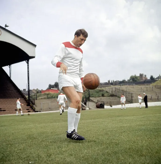Framed Print : Mike Bailey from Charlton Athletic FC, August 1965 Framed Print : Mike Bailey from Charlton Athletic FC, August 1965