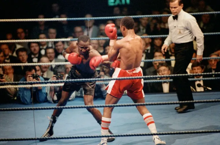 Framed Print : Mike McCallum vs Michael Watson for the WBA middleweight title Framed Print : Mike McCallum vs Michael Watson for the WBA middleweight title