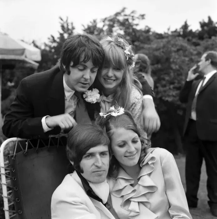 Framed Print : Mike McCartneys Wedding. Paul and Jane Asher pictured with Mike in white suit Framed Print : Mike McCartneys Wedding. Paul and Jane Asher pictured with Mike in white suit