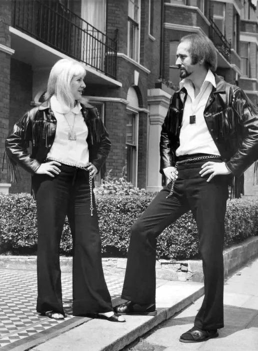 Framed Print : Mike Raven disc jockey on Radio 1 and his wife Mandy at their home in Chelsea