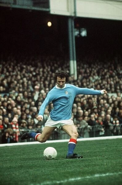 Mike Summerbee in action for Manchester City 1974
