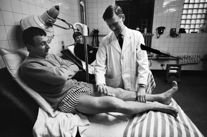 Framed Print : Mike Summerbee being examined (far left) whilst Colin Bell (right) awaits treatment Framed Print : Mike Summerbee being examined (far left) whilst Colin Bell (right) awaits treatment